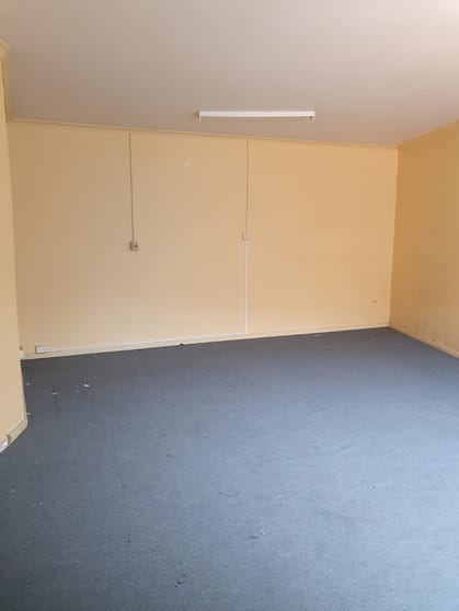 Click to view all images 23 Napier Street Essendon VIC 3040 - Image 3