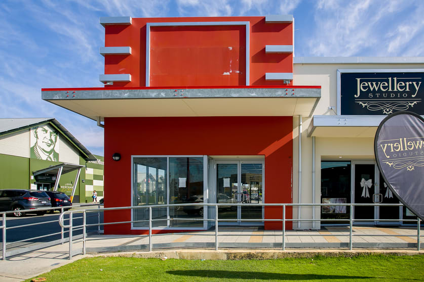 Click to view all images 1A/345 Warton Road Southern River WA 6110 - Image 1