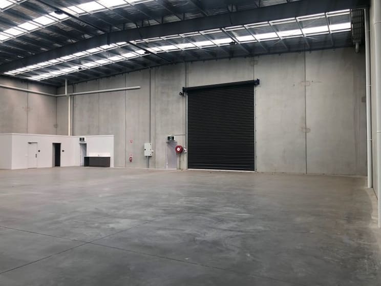 Click to view all images 18A Tarmac Way Pakenham VIC 3810 - Image 2