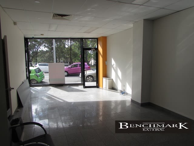 Click to view all images 3//382 Chapel Road Bankstown NSW 2200 - Image 2