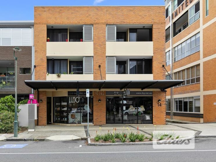 Click to view all images 9/14 Macquarie Street Teneriffe QLD 4005 - Image 3
