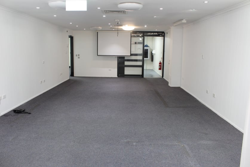 Click to view all images 3B/68 Harries Road Coorparoo QLD 4151 - Image 3