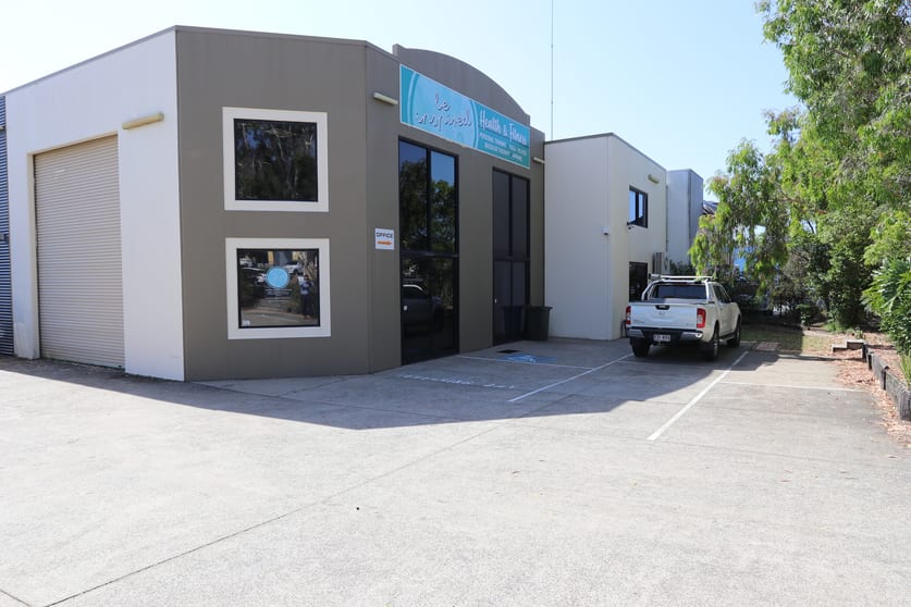 1/11 Dover Drive Burleigh Heads QLD 4220 - Image 1