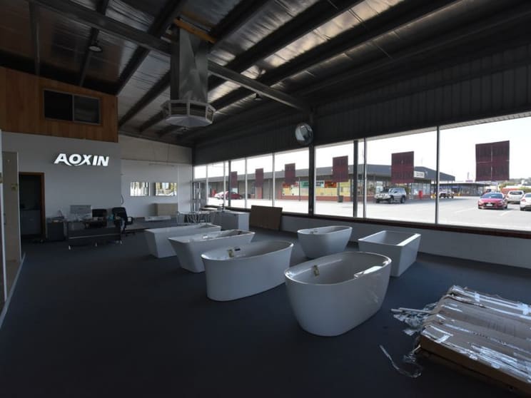 Click to view all images Unit 2, 16-28 Research Road Pooraka SA 5095 - Image 3