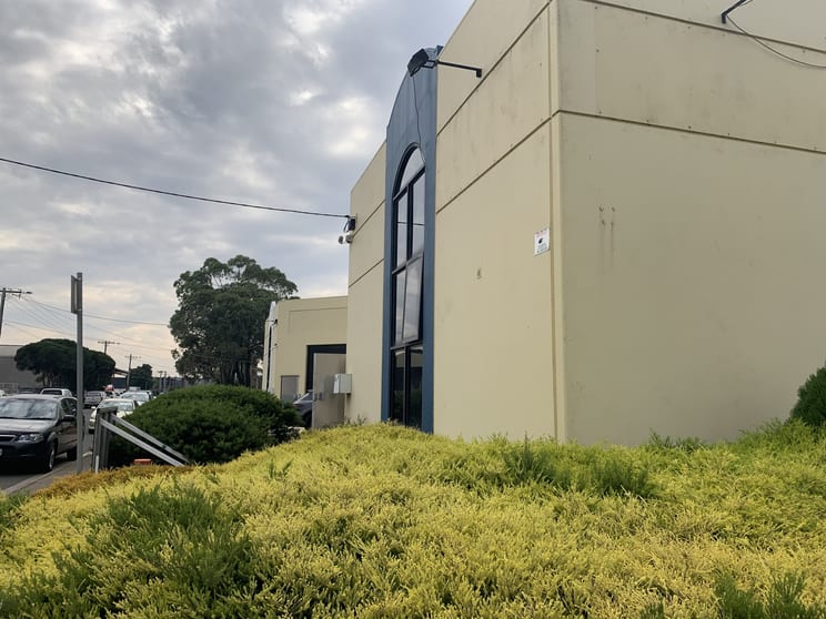 Click to view all images 326a Kororoit Creek Road Williamstown VIC 3016 - Image 3