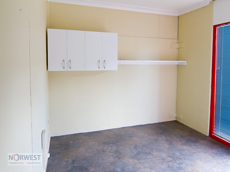 Click to view all images 39/7 Salisbury Road Castle Hill NSW 2154 - Image 3