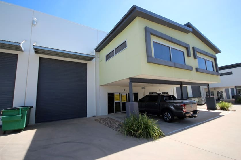 Click to view all images 585 Ingham Road Mount St John QLD 4818 - Image 1
