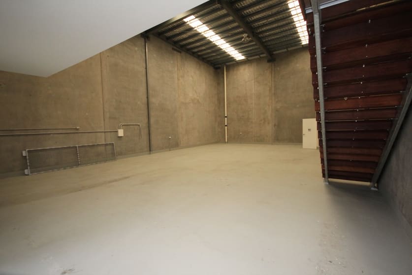 Click to view all images 585 Ingham Road Mount St John QLD 4818 - Image 2