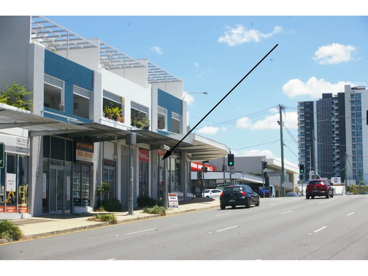 Click to view all images 3/915 Stanley Street East Brisbane QLD 4169 - Image 3