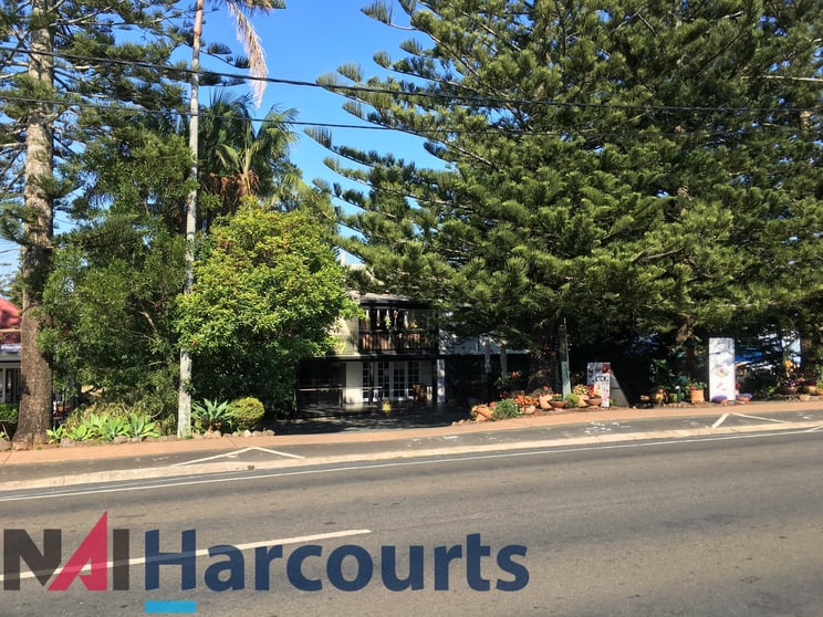 Click to view all images 147 Long Road Tamborine Mountain QLD 4272 - Image 2