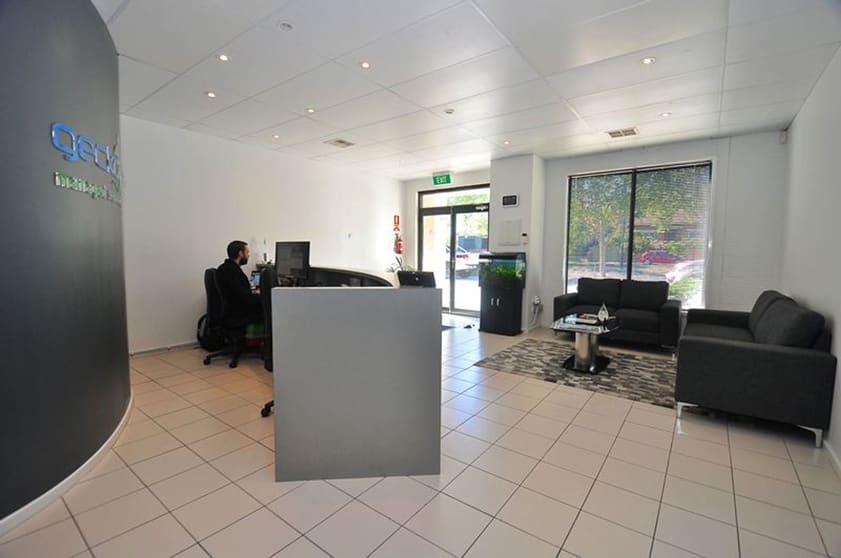 Click to view all images 53 Myers Street Bendigo VIC 3550 - Image 3