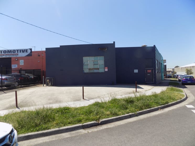 Click to view all images 5 Quinn Street Dandenong VIC 3175 - Image 2