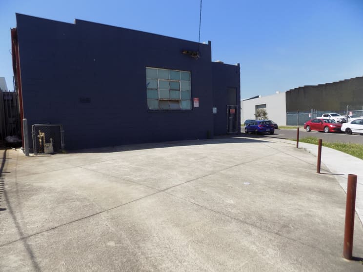 Click to view all images 5 Quinn Street Dandenong VIC 3175 - Image 1