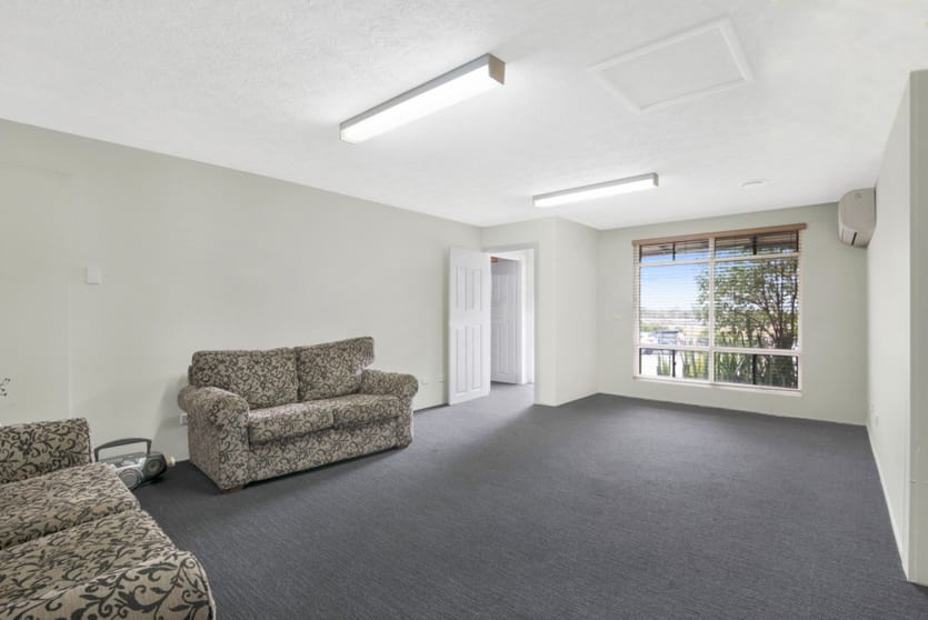 Click to view all images 2/56 Gemvale Road Reedy Creek QLD 4227 - Image 1