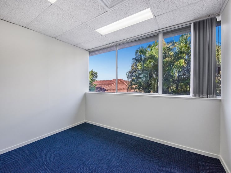 Click to view all images 1 / 29 Woodstock Road Toowong QLD 4066 - Image 3