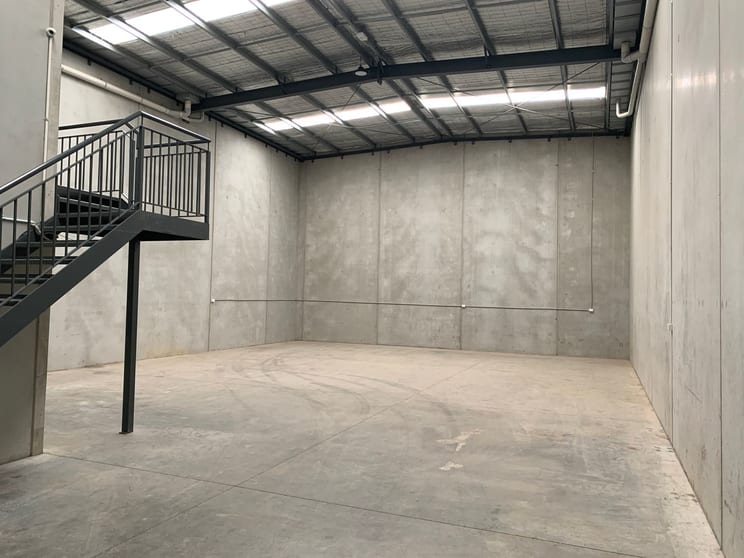 Click to view all images 3/18-22 Williams Road Dandenong South VIC 3175 - Image 2