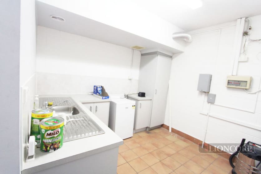 Click to view all images Coopers Plains QLD 4108 - Image 3