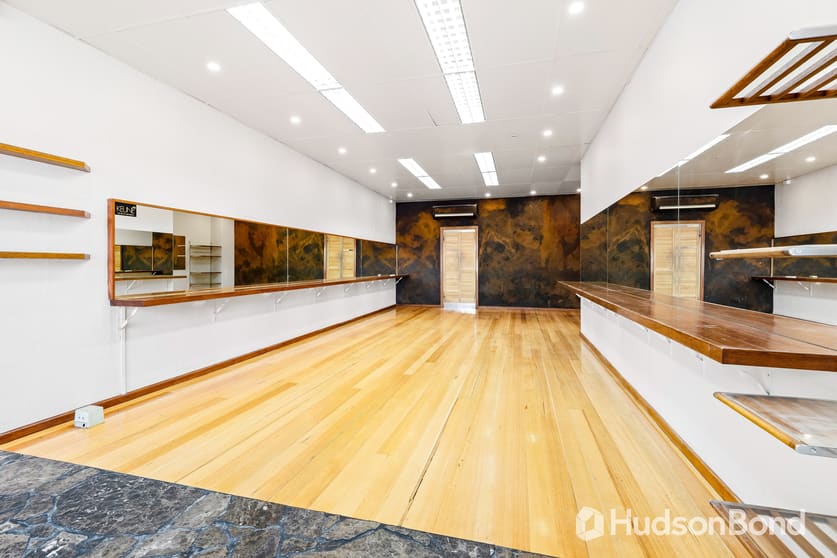 Click to view all images 9 Macedon Road Templestowe Lower VIC 3107 - Image 3