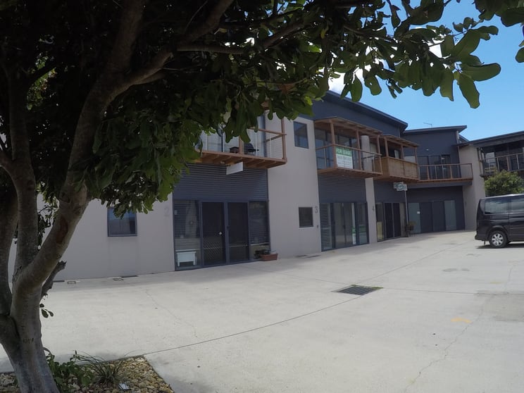 Click to view all images 3/69 Centennial Cct Byron Bay NSW 2481 - Image 2