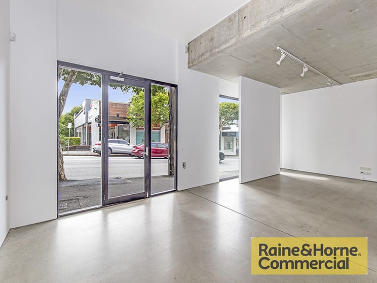 Click to view all images 2/555 Brunswick Street New Farm QLD 4005 - Image 2