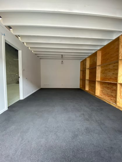 Click to view all images 9/18 Roberna Street Moorabbin VIC 3189 - Image 3