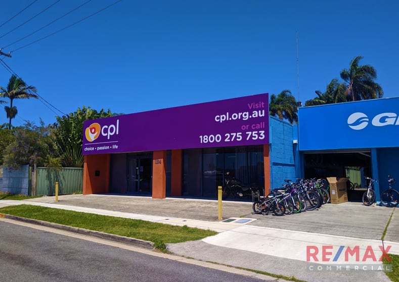 Click to view all images 184 Brisbane Road Arundel QLD 4214 - Image 1