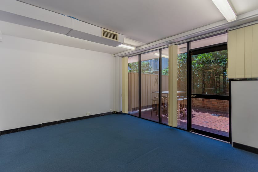 Click to view all images 12/6-8 Old Castle Hill Road Castle Hill NSW 2154 - Image 2