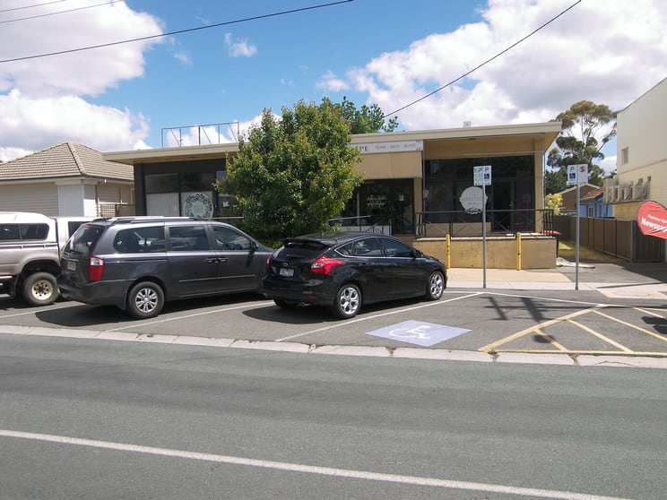 2/11 Lowndes Street Kennington VIC 3550 - Image 1