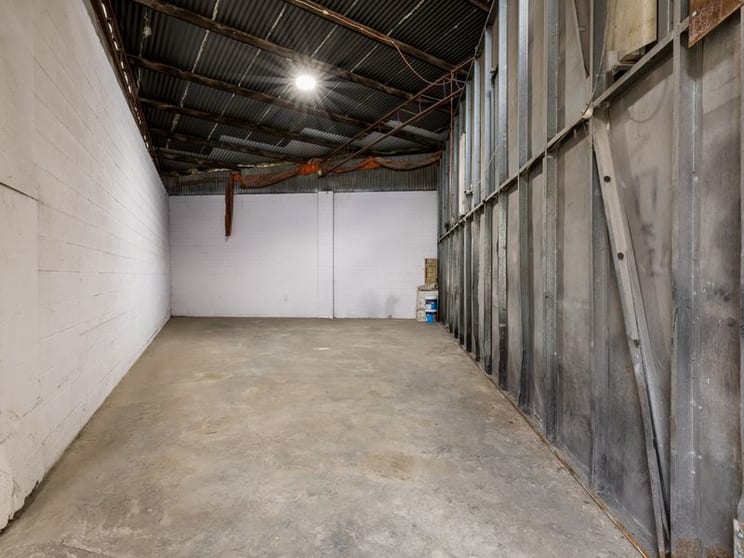 7/12 Williams Street Cavan SA 5094 - Image 2