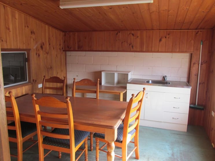 Click to view all images 10 Florence Street Pialba QLD 4655 - Image 2