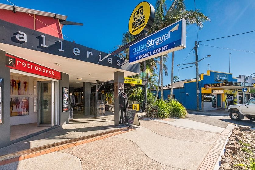 Click to view all images 4/52 Jonson Street Byron Bay NSW 2481 - Image 2