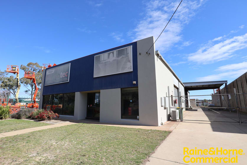 Click to view all images 26 Pearson Street Wagga Wagga NSW 2650 - Image 1