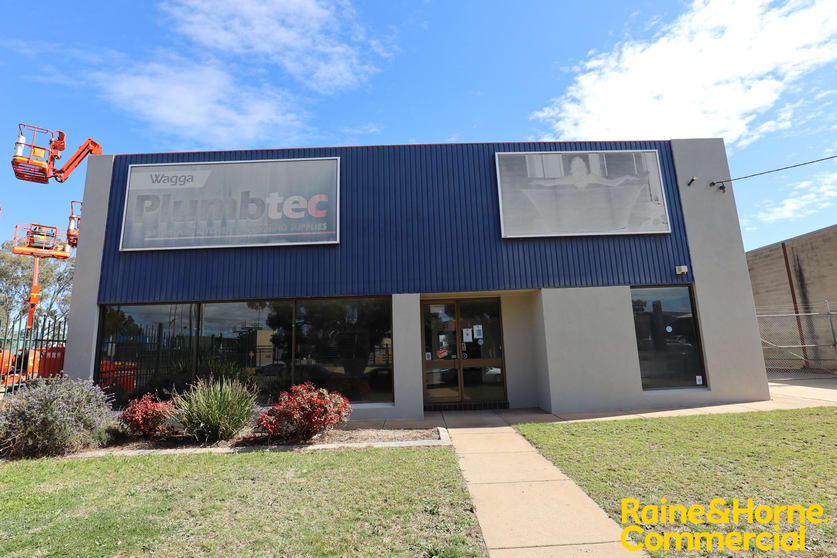Click to view all images 26 Pearson Street Wagga Wagga NSW 2650 - Image 2