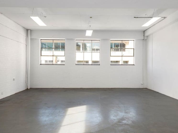 Click to view all images 231 Commonwealth Street Surry Hills NSW 2010 - Image 3