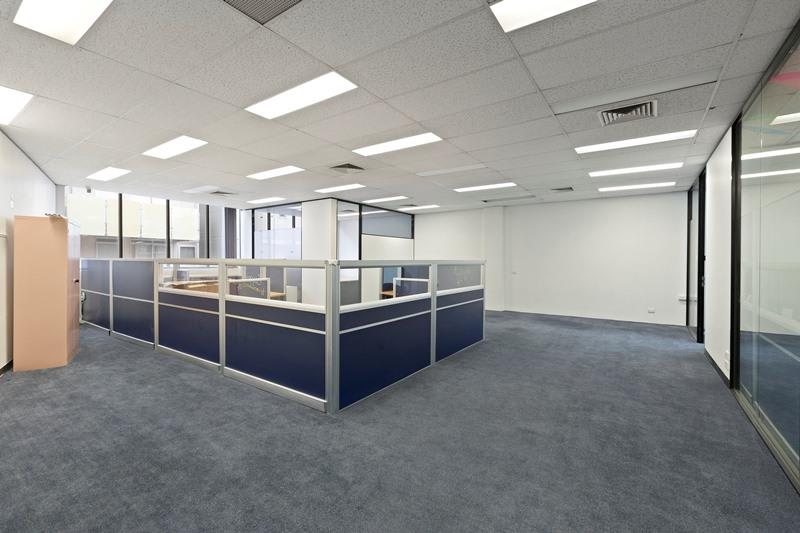Click to view all images 14 Ellingworth Parade Box Hill VIC 3128 - Image 3