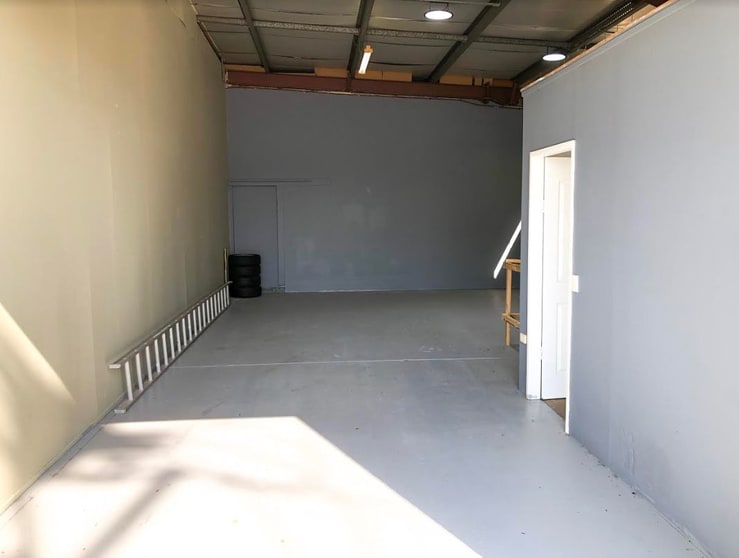 Click to view all images 18J Paisley Drive Lawnton QLD 4501 - Image 2