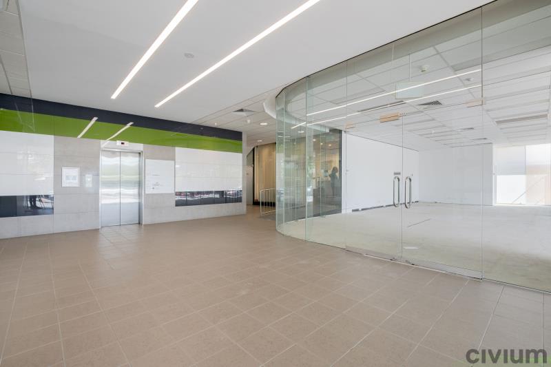 Click to view all images Ground Unit 2/40-42 Corinna Street Phillip ACT 2606 - Image 2