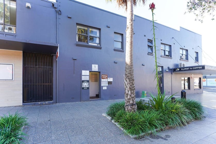 Click to view all images 6/8 Fisher Road Dee Why NSW 2099 - Image 2