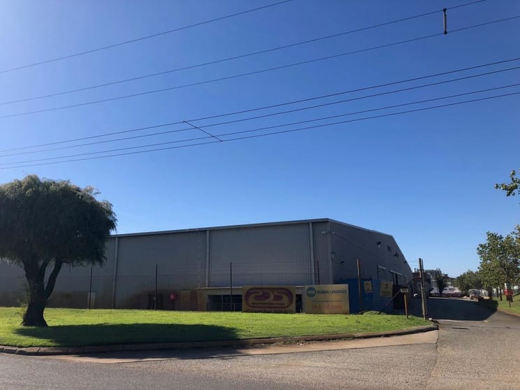 Click to view all images 123-133 Kurnall Road Welshpool WA 6106 - Image 1