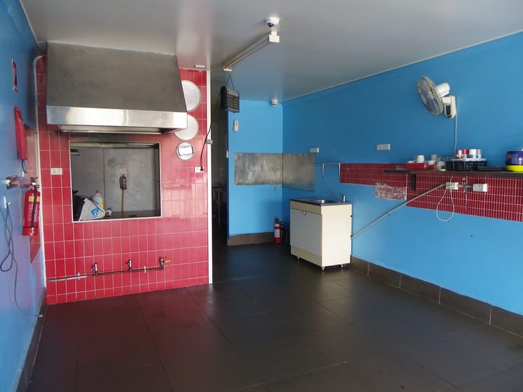 Click to view all images 11/22-28 Rowe STreet Caboolture QLD 4510 - Image 2