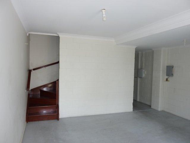 Click to view all images 7/23 Smith Street Capalaba QLD 4157 - Image 2