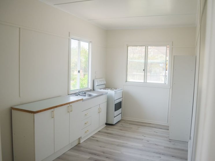 Click to view all images 13a Christine Avenue Miami QLD 4220 - Image 3