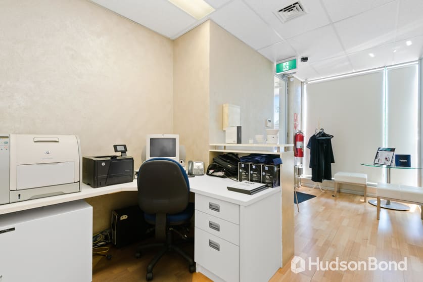 Click to view all images 550 Whitehorse Road Surrey Hills VIC 3127 - Image 3