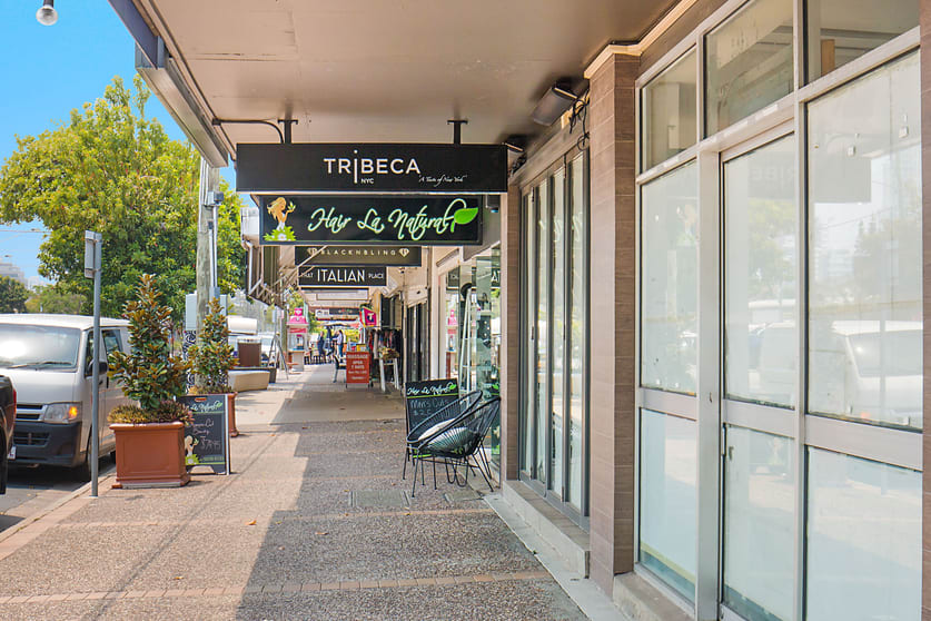 Click to view all images 3/58-60 Thomas Drive Surfers Paradise QLD 4217 - Image 2