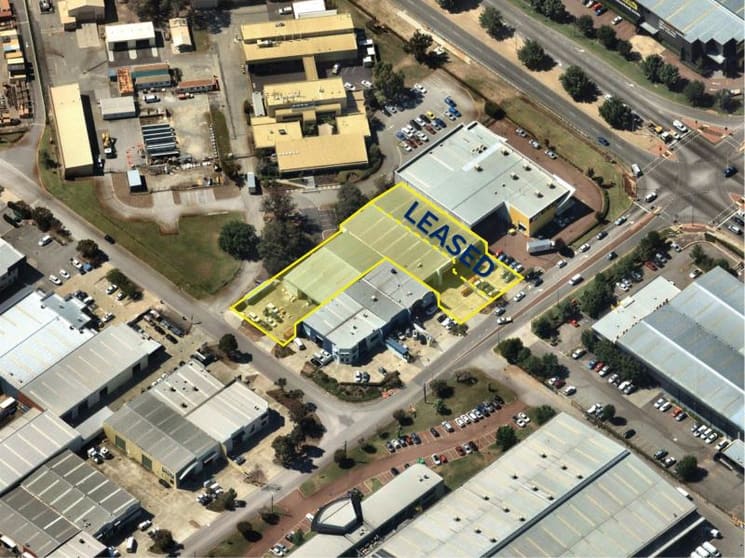 1 & 3/46 Pilbara Street Welshpool WA 6106 - Image 1