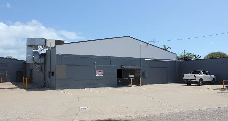 Click to view all images 321 Ingham Road Garbutt QLD 4814 - Image 2