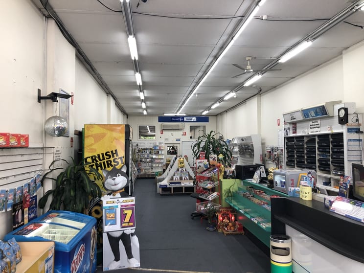 Click to view all images 73 Main Road West St Albans VIC 3021 - Image 2