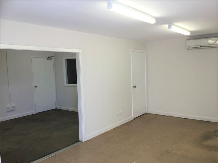 Click to view all images 10/2-14 Sheffield Road Welshpool WA 6106 - Image 3