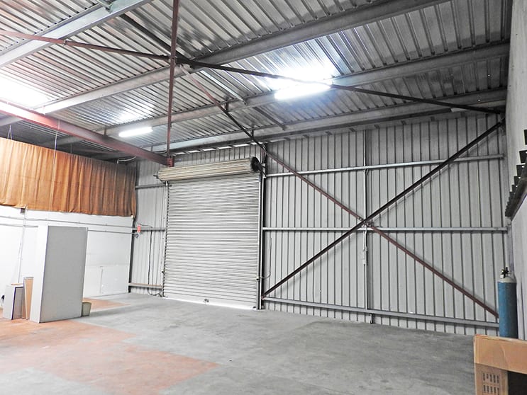 Click to view all images 10/96 Briggs Street Welshpool WA 6106 - Image 3
