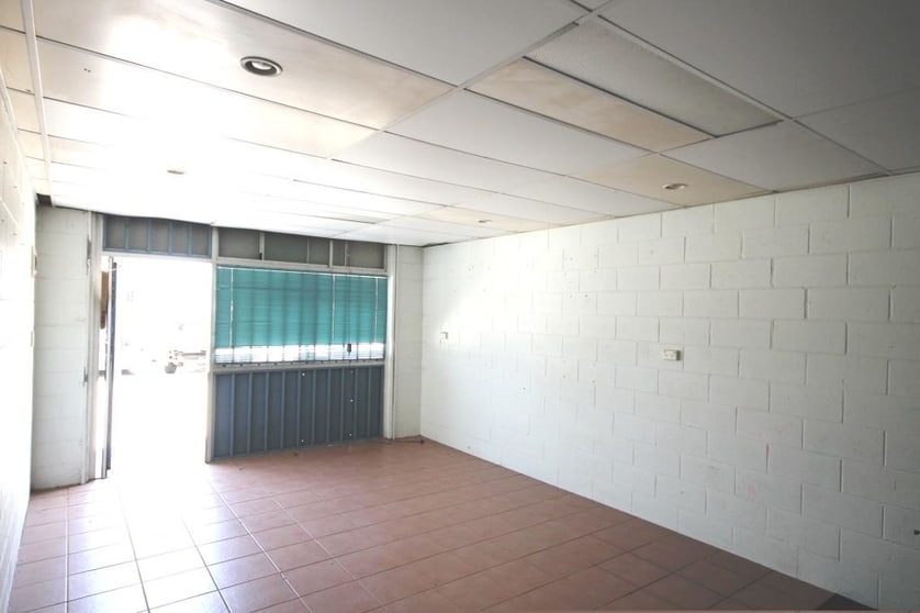Click to view all images 2/26 KNIGHT STREET Park Avenue QLD 4701 - Image 2